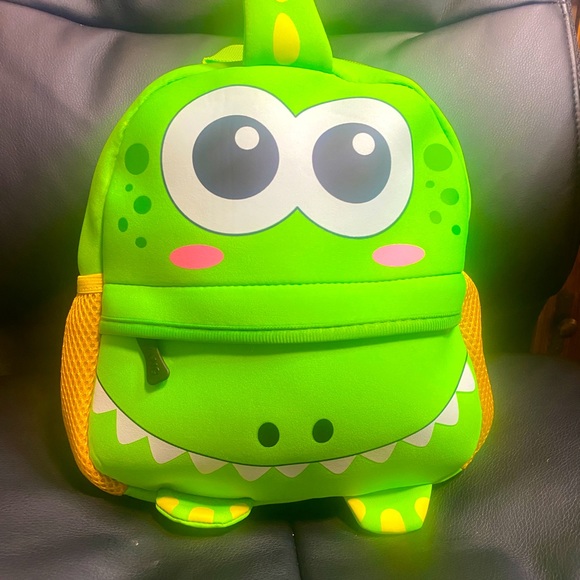 3D Little Dino Kids School Backpack - Picture 2 of 5